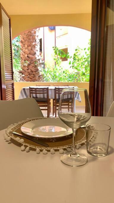 Nest House - Esclusivo Appartamento Marina Di Olbia- Mater Olbia - Beaches - Close To The Airport - Private Parking- Full Comforts - Exteriér fotografie