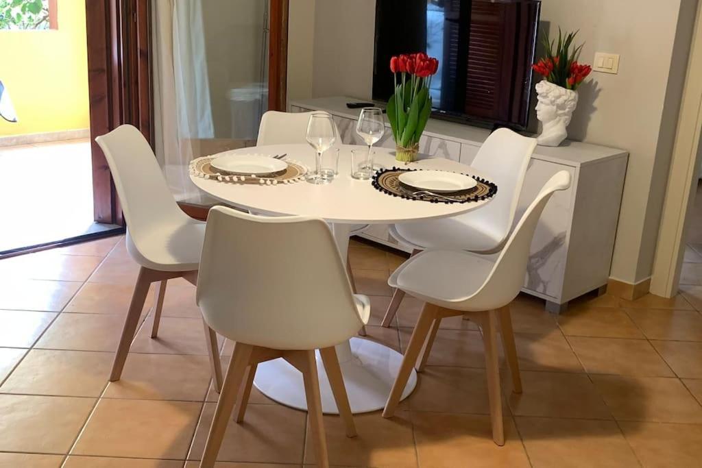 Nest House - Esclusivo Appartamento Marina Di Olbia- Mater Olbia - Beaches - Close To The Airport - Private Parking- Full Comforts - Exteriér fotografie